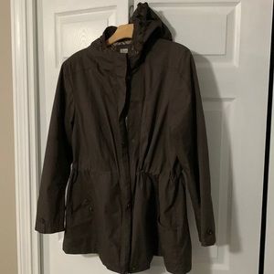 Bass L brown raincoat